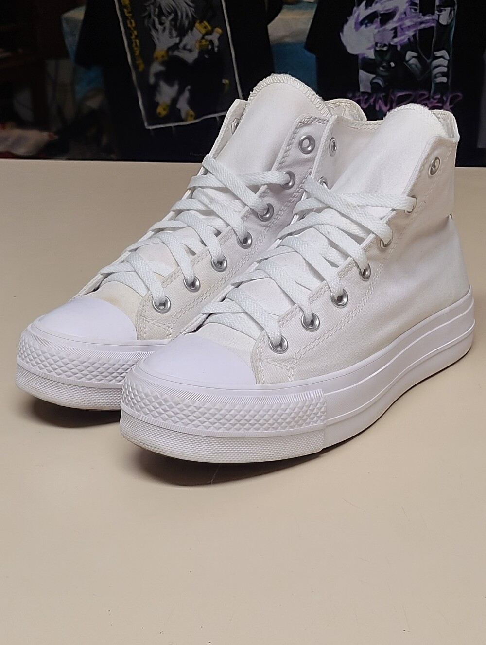 Converse CTAS Hi Lift 'Love Me Lots' Heart patch casual hi top sneakers size 9 - Picture 2 of 12